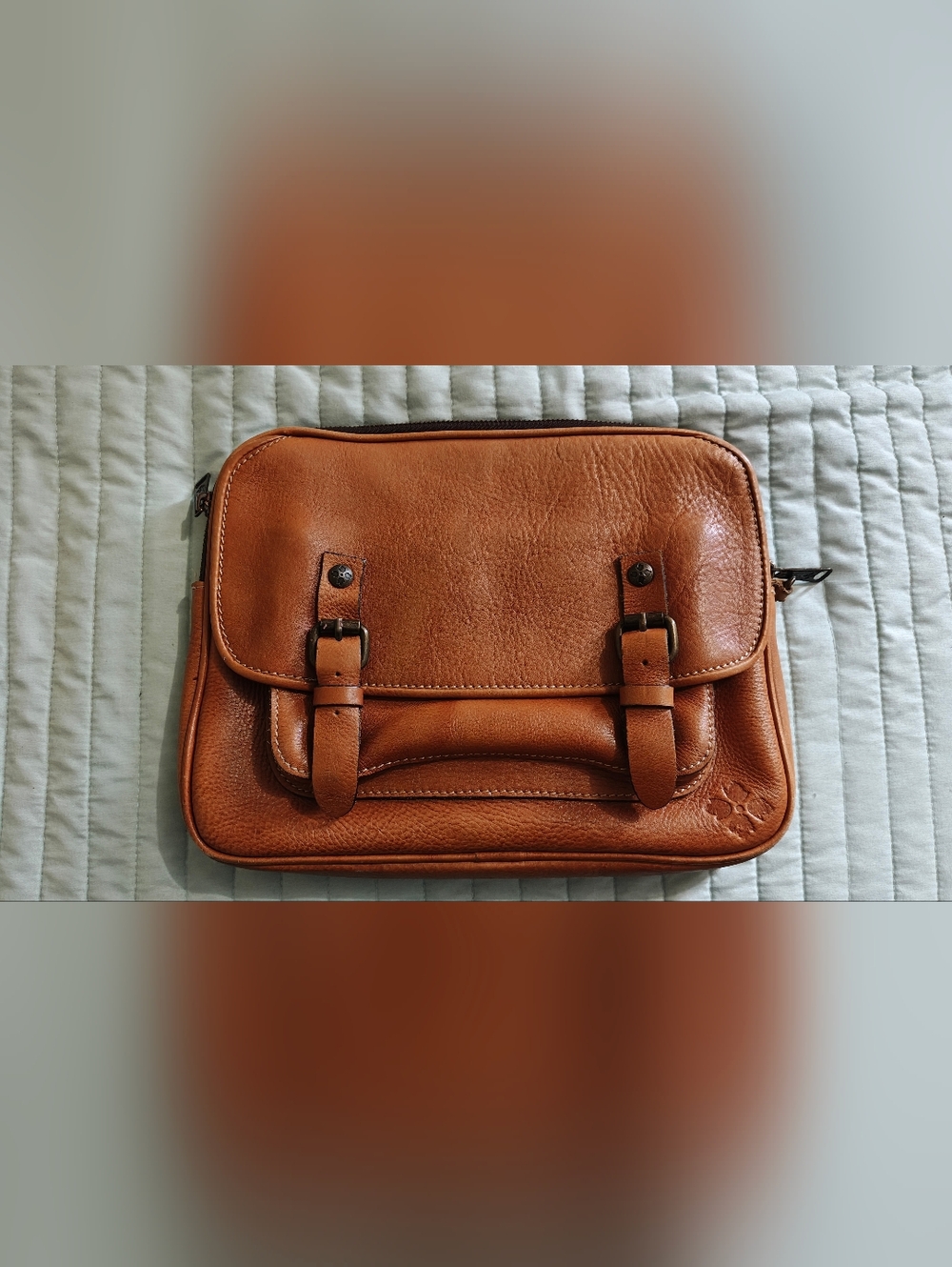 Patricia Nash Ipad-size Tan Leather Messenger Bag - With DEFECT